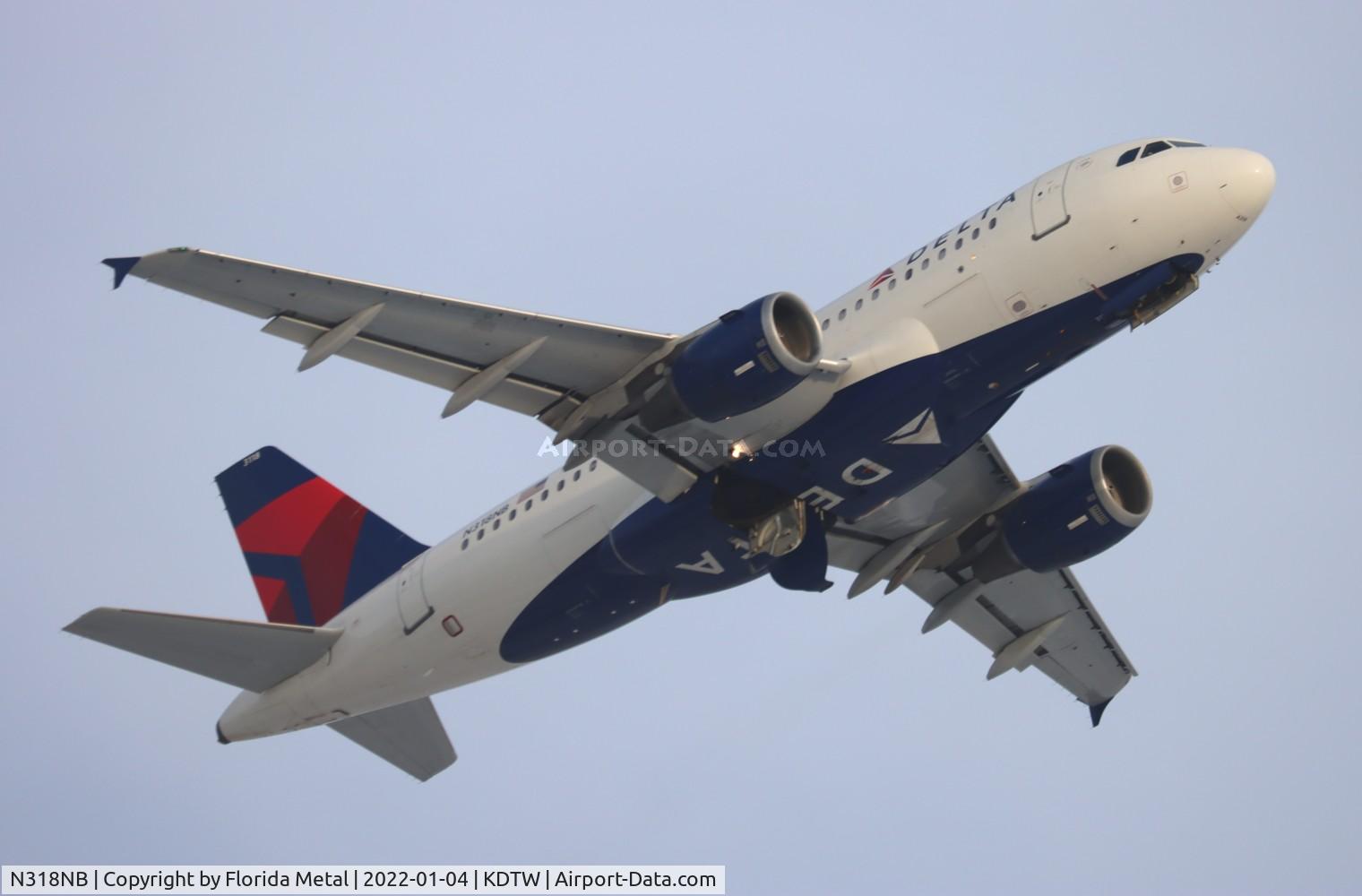 N318NB, 2000 Airbus A319-114 C/N 1325, DTW 2022