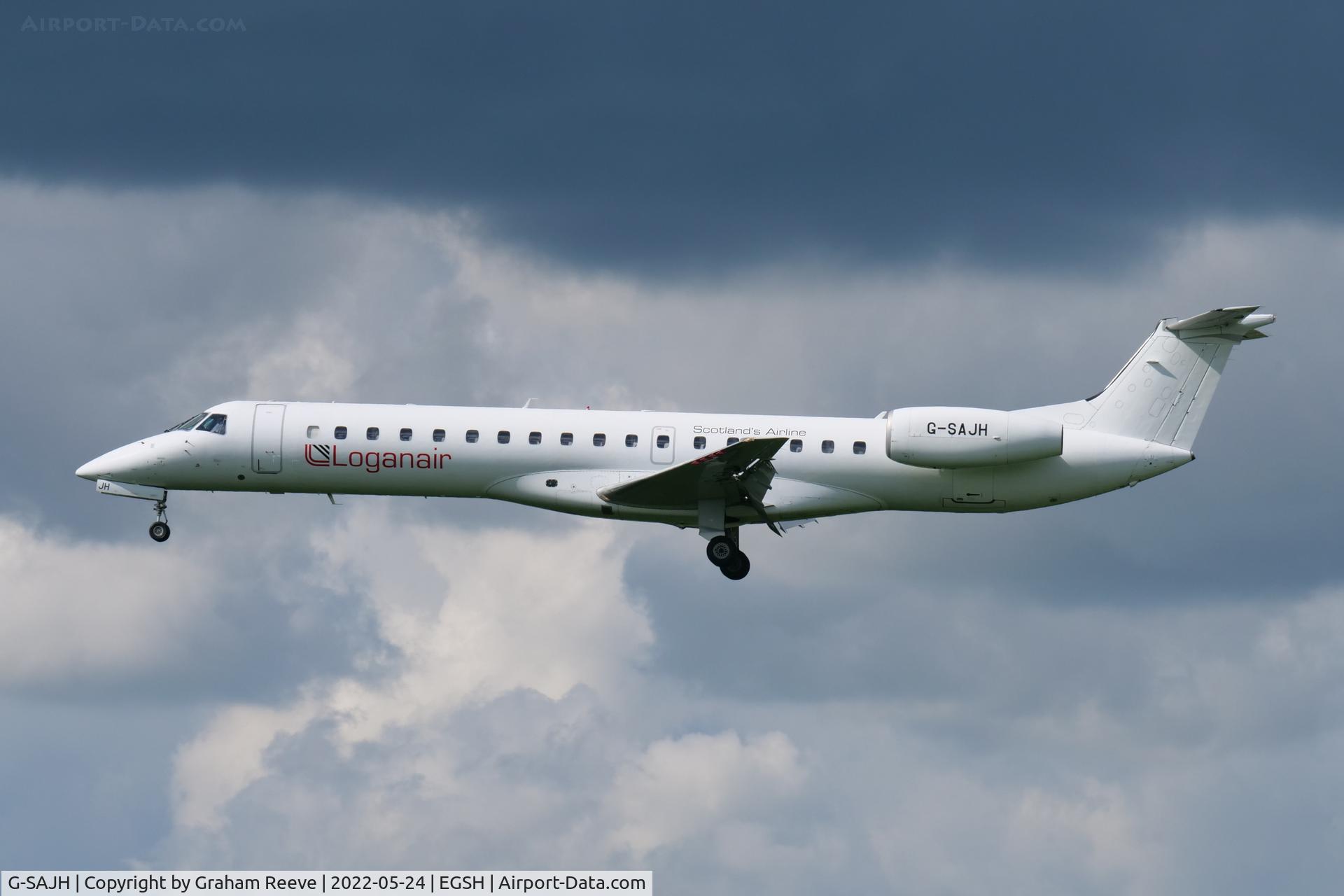 G-SAJH, 1999 Embraer EMB-145EP (ERJ-145EP) C/N 145134, Landing at Norwich.