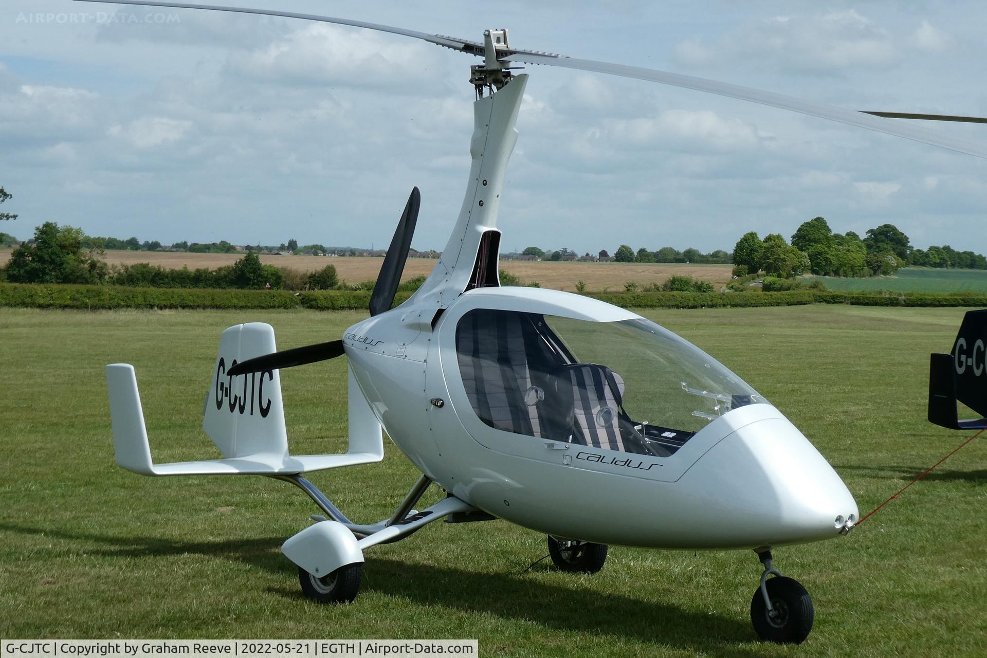 G-CJTC, 2017 RotorSport UK Calidus C/N RSUK/CALS/032, Parked at Old Warden.