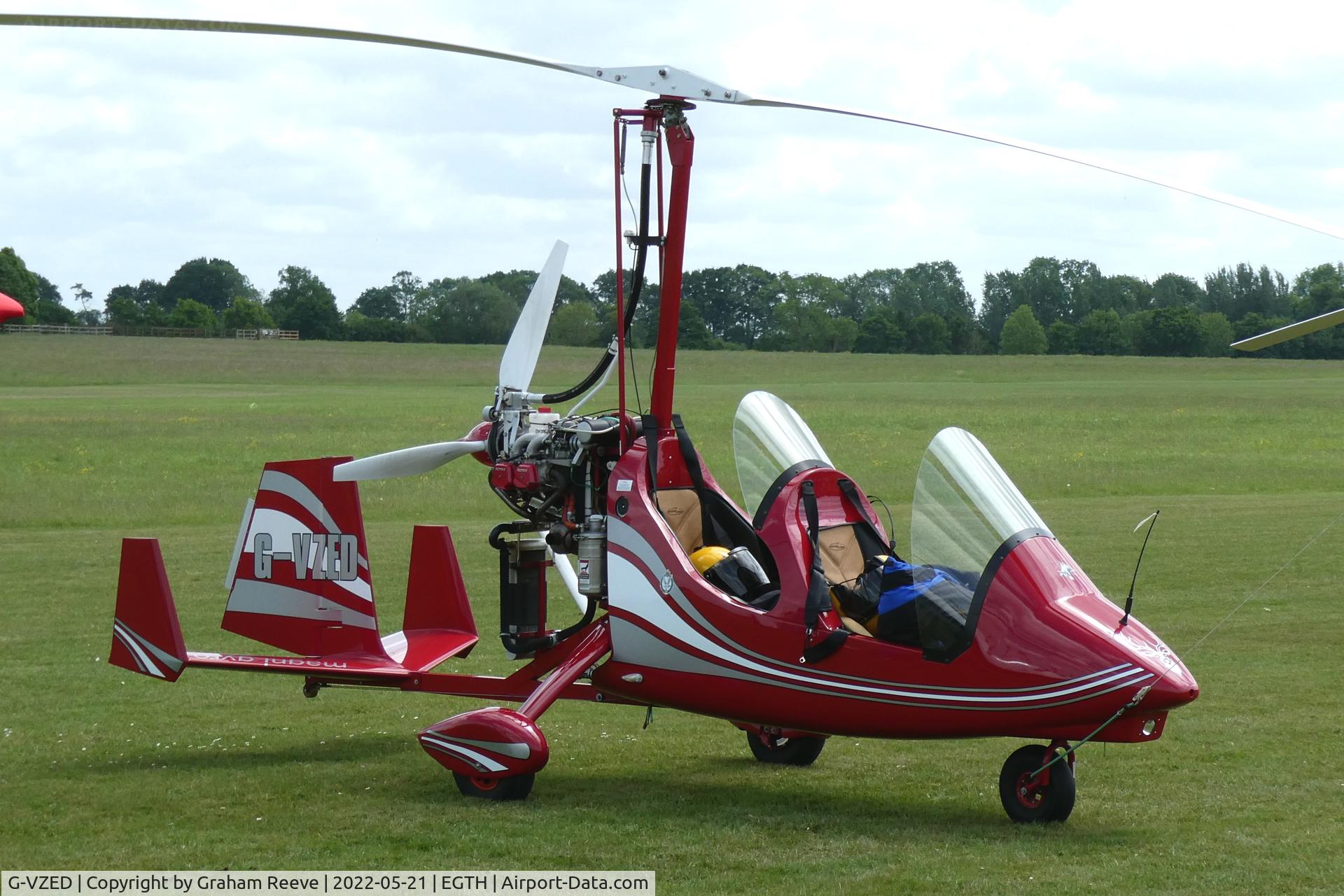 G-VZED, 2018 Magni Gyro M-16C Tandem Trainer C/N 16-18-1314, Parked at Old Warden.