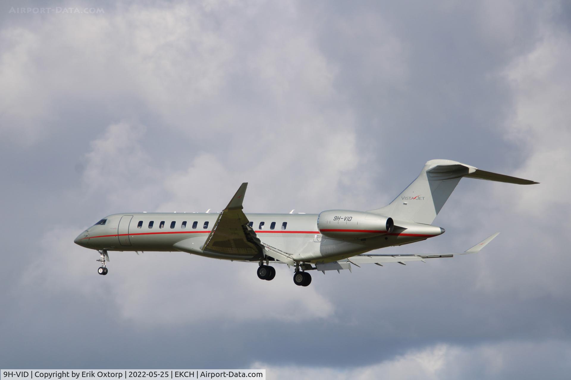 9H-VID, 2020 Bombardier BD-700-2A12 Global 7500 C/N 70064, 9H-VID landing rw 22L