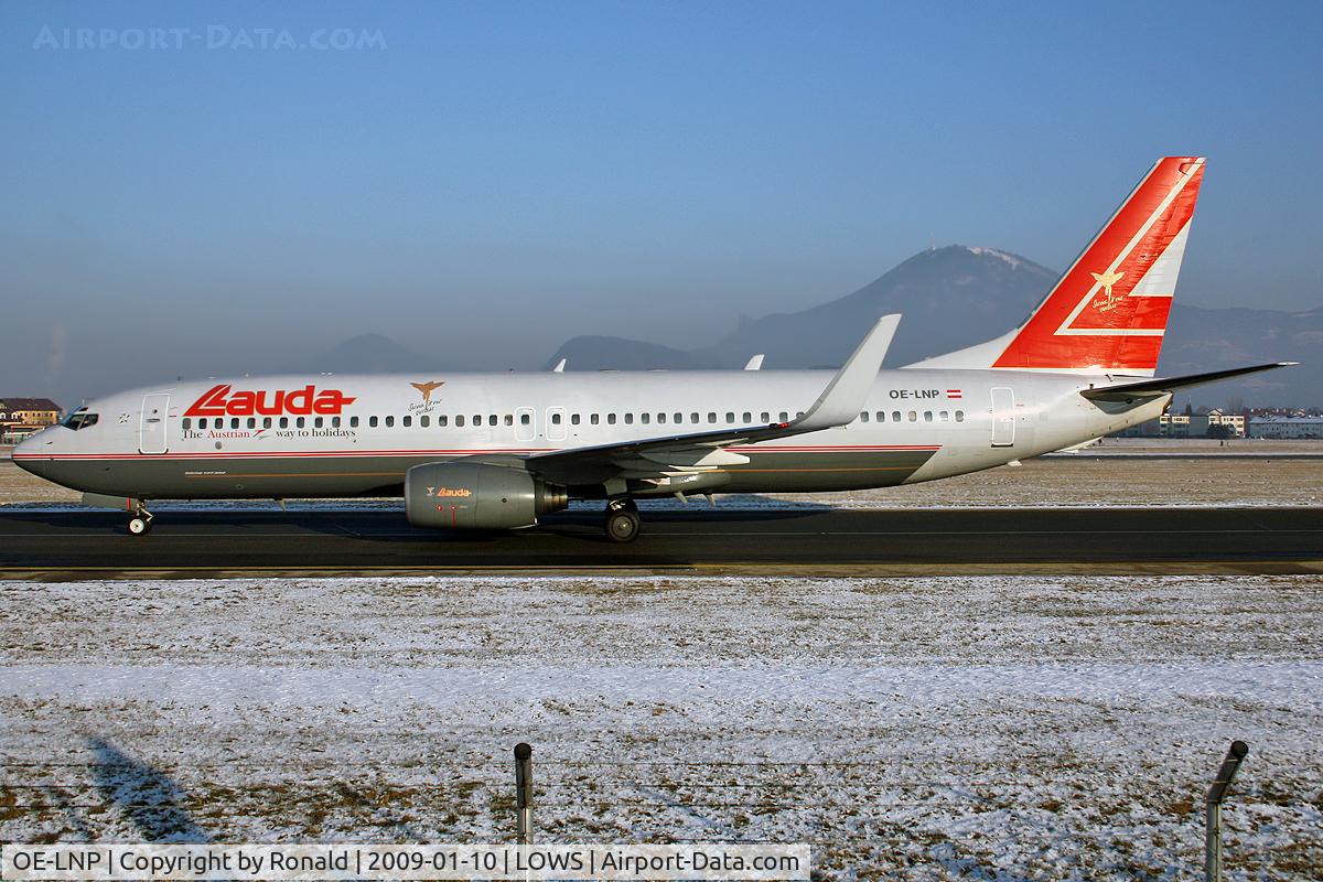 OE-LNP, 2002 Boeing 737-8Z9 C/N 30420, at lows