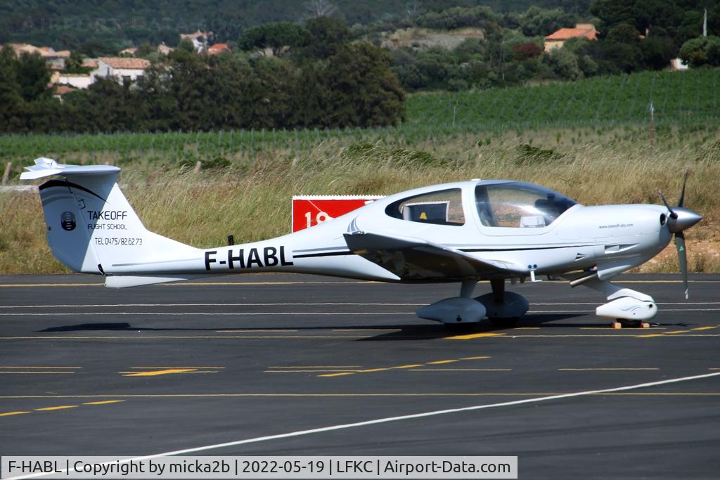 F-HABL, 2003 Diamond DA-40D Diamond Star C/N D4.076, Parked