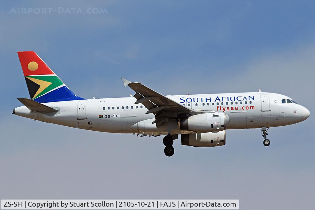 ZS-SFI, 2004 Airbus A319-131 C/N 2375, South African