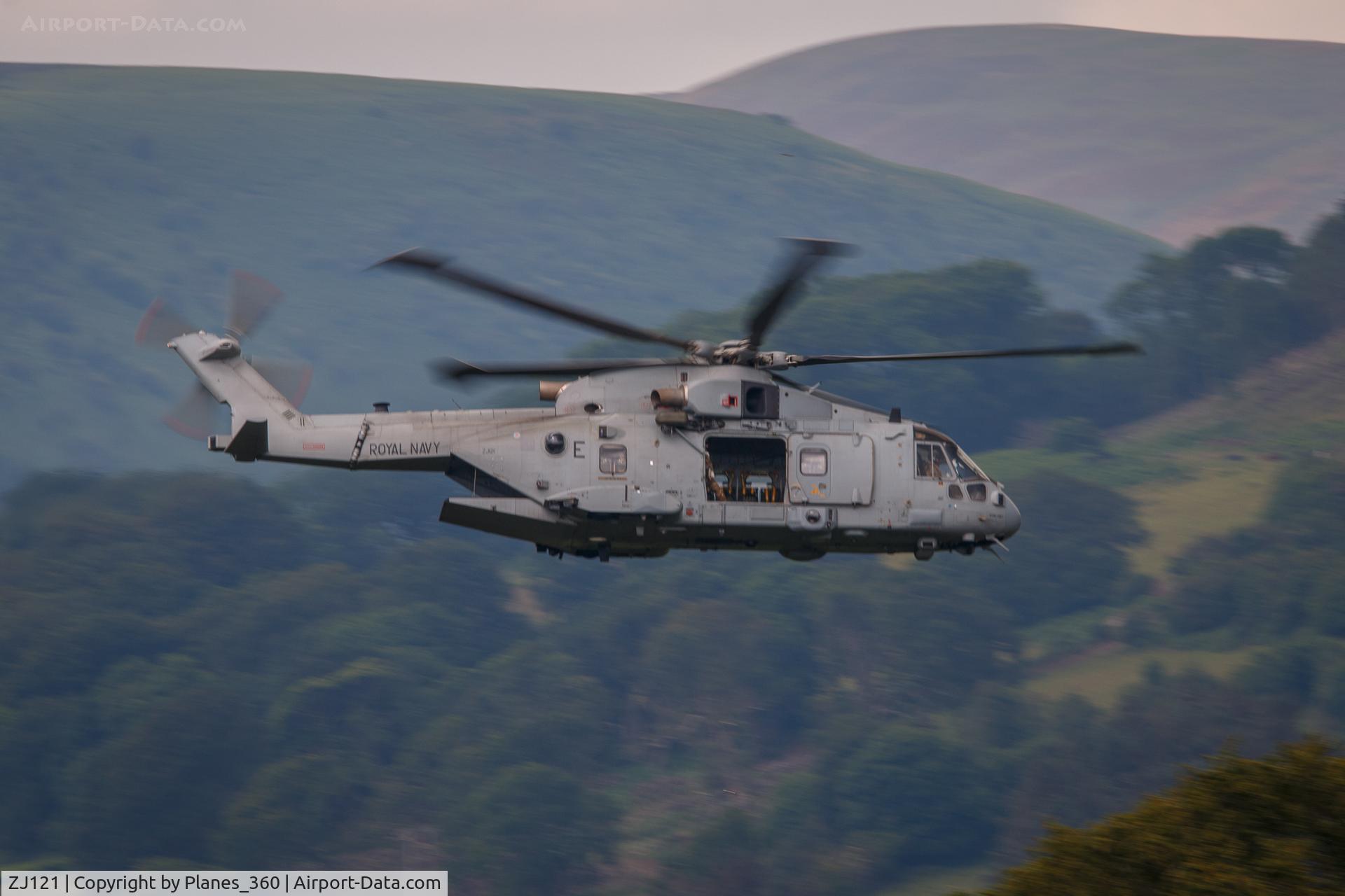 ZJ121, 2000 Agusta/Westland Merlin HC.4 C/N 50099/RAF05, Through Usk Valley