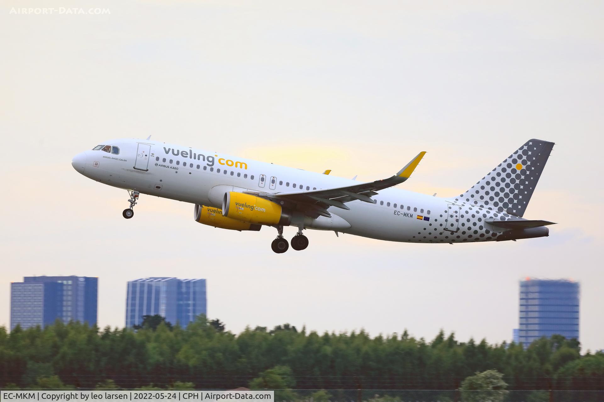 EC-MKM, 2016 Airbus A320-232 C/N 7017, Copenhagen 24.5.2022