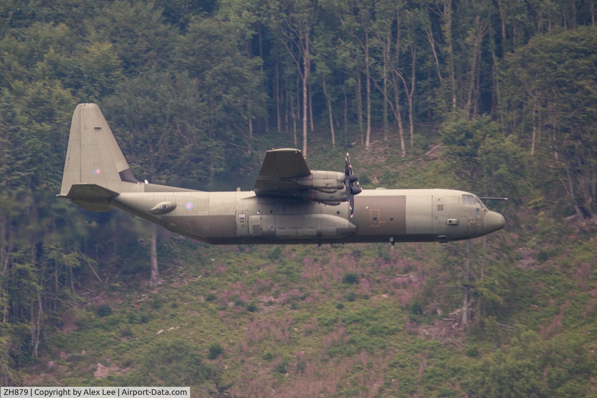 ZH879, 1998 Lockheed Martin C-130J-30 Hercules C.4 C/N 382-5463, ZH879 through the Usk Valley