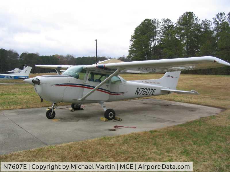 N7607E, 1978 Cessna 172N C/N 17272115, Atlanta Navy Flying Club