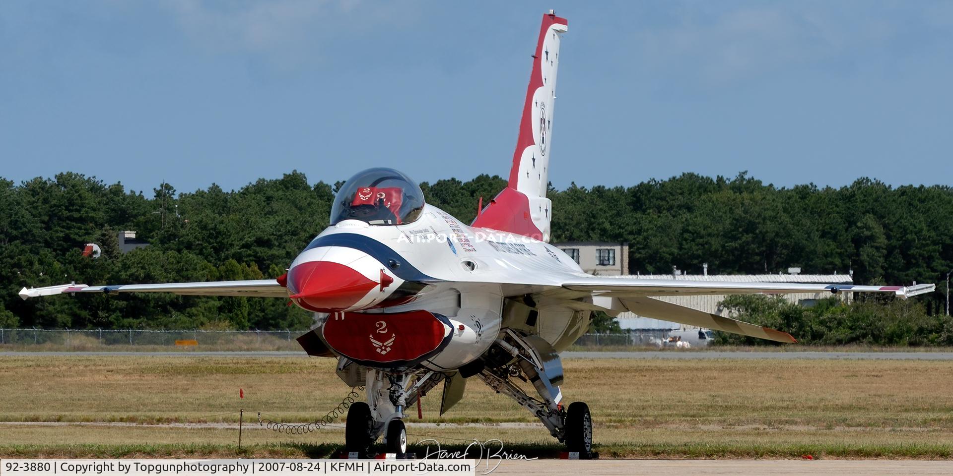 92-3880, 1992 General Dynamics F-16CJ Fighting Falcon C/N CC-122, Thunderbird #2