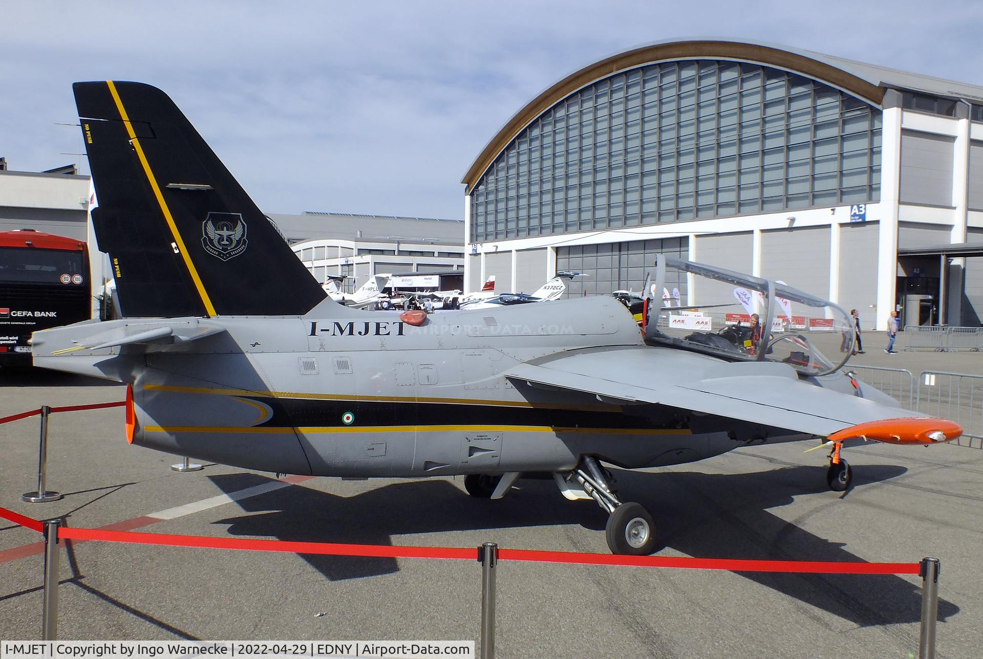 I-MJET, SIAI-Marchetti S-211 C/N 041/02-030, SIAI-Marchetti S.211 at the AERO 2022, Friedrichshafen