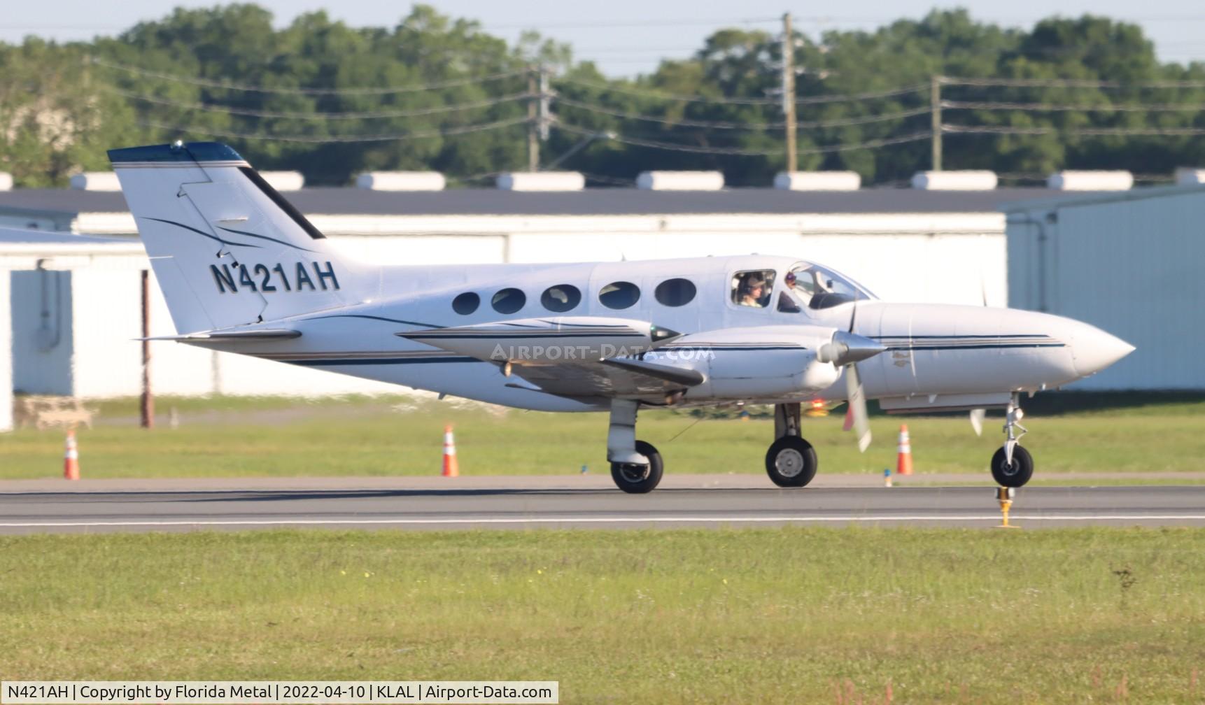 N421AH, 1975 Cessna 421B Golden Eagle C/N 421B0924, Sun N Fun 2022 LAL