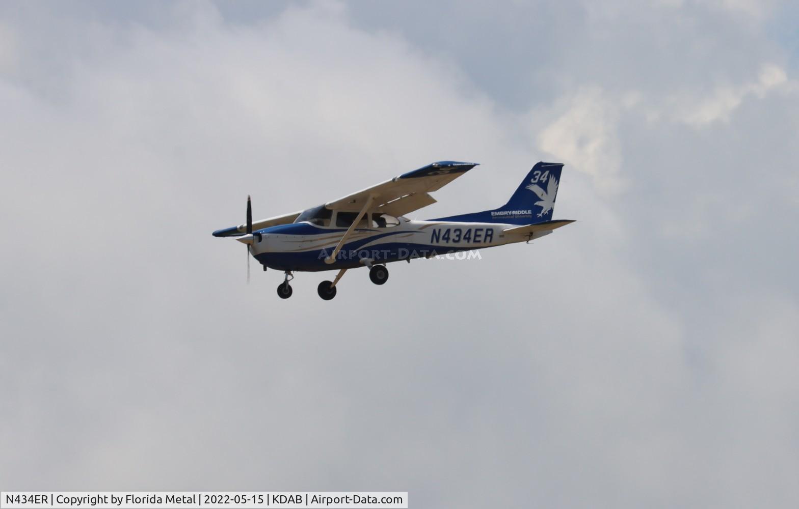 N434ER, 2014 Cessna 172S C/N 172S11456, DAB 2022