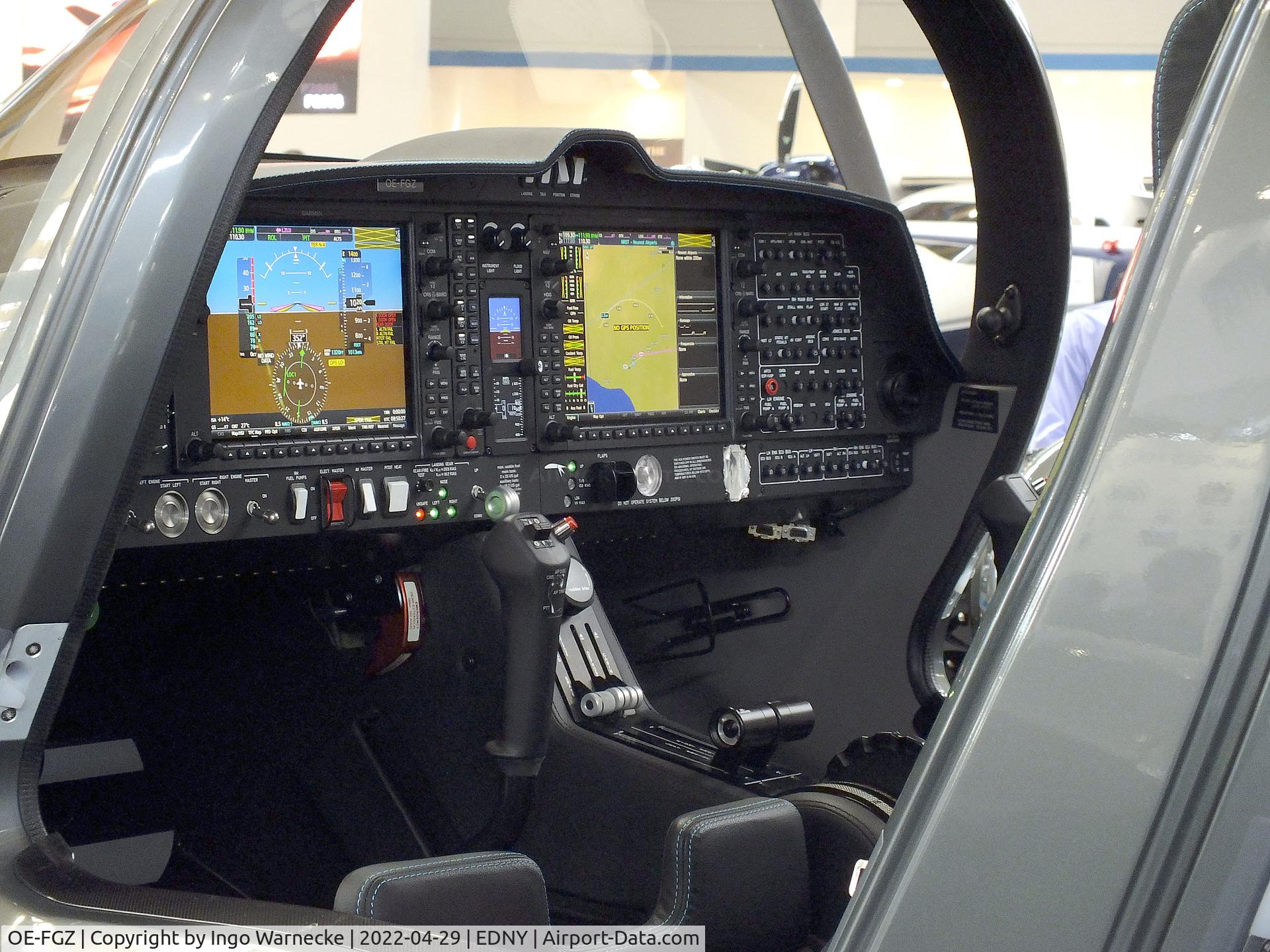 OE-FGZ, 2015 Diamond DA-62 C/N 62.010, Diamond DA-62 at the AERO 2022, Friedrichshafen  #c