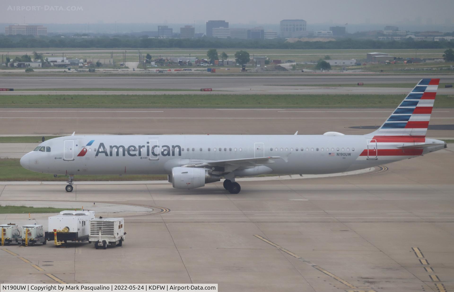 N190UW, 2001 Airbus A321-211 C/N 1436, Airbus A321-211