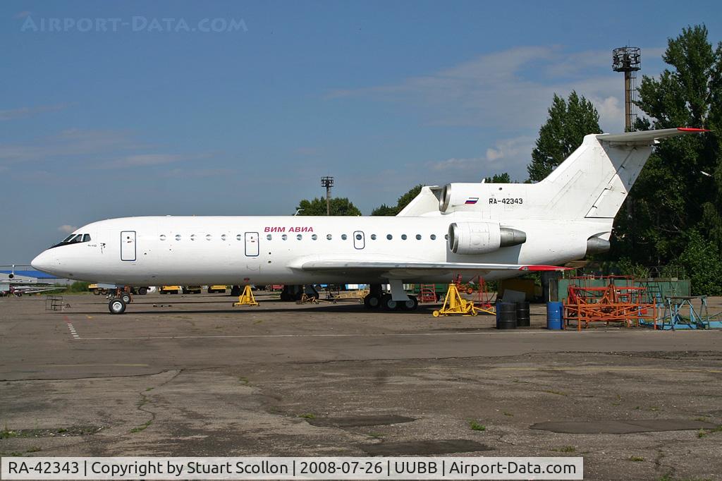 RA-42343, 1987 Yakovlev Yak-42 C/N 4520421708285, Vim Avia