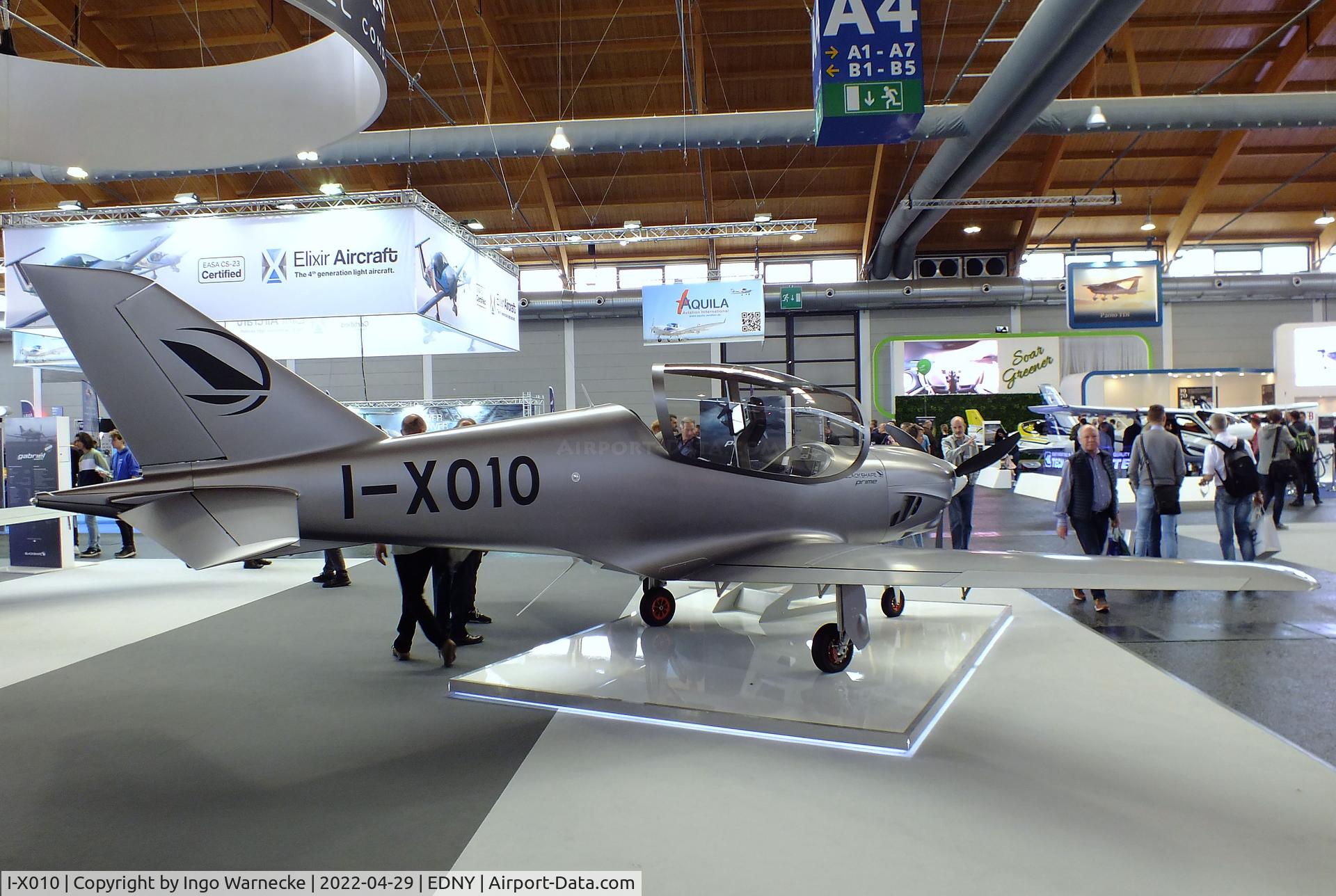 I-X010, 2014 Blackshape Prime BS-100 C/N BPU018-14, Blackshape Prime BS-100 at the AERO 2022, Friedrichshafen