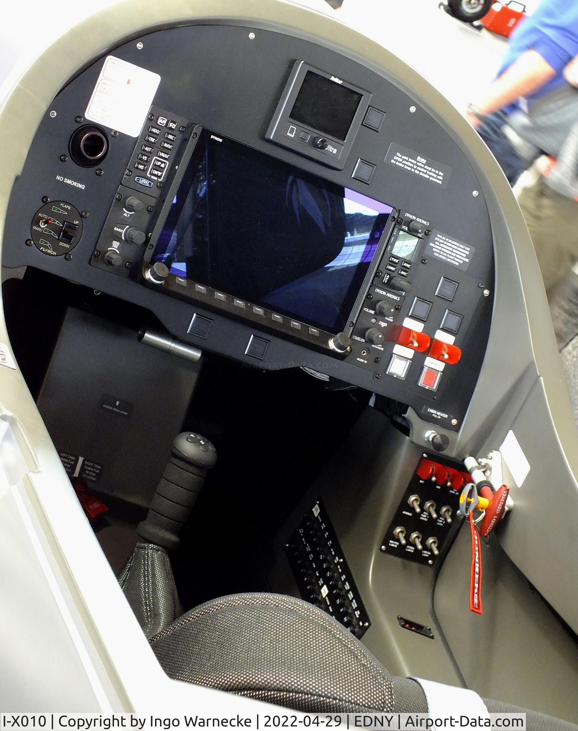 I-X010, 2014 Blackshape Prime BS-100 C/N BPU018-14, Blackshape Prime BS-100 at the AERO 2022, Friedrichshafen  #c