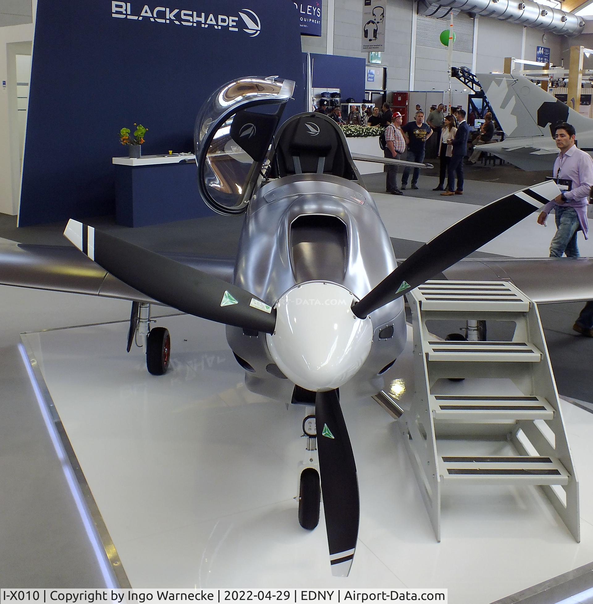 I-X010, 2014 Blackshape Prime BS-100 C/N BPU018-14, Blackshape Prime BS-100 at the AERO 2022, Friedrichshafen