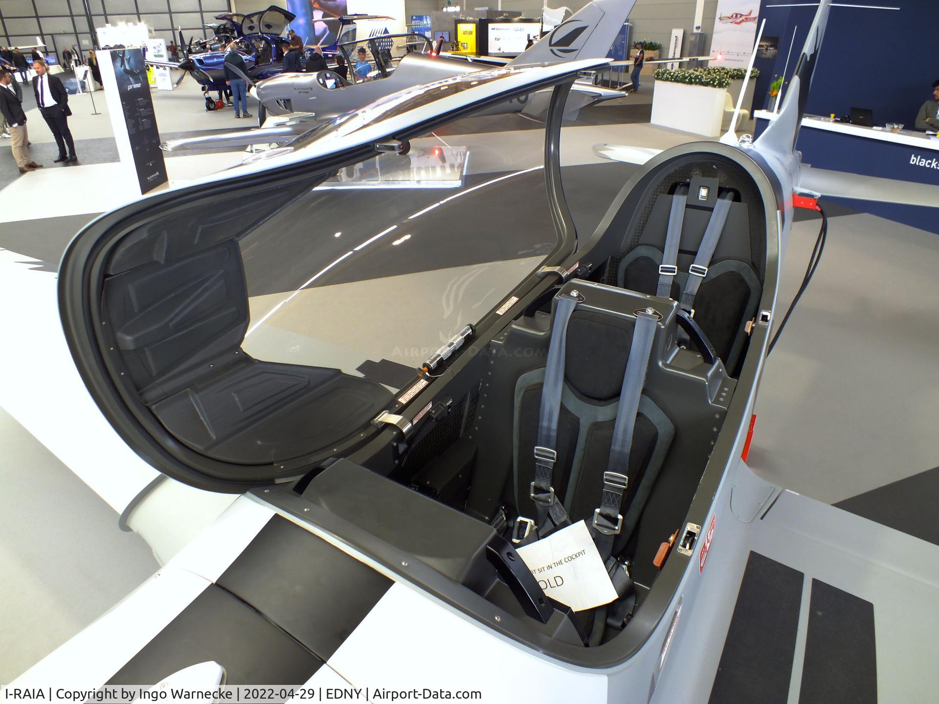 I-RAIA, Blackshape Gabriel BS.115 C/N not found_I-RAIA, Blackshape Gabriel BS.115 at the AERO 2022, Friedrichshafen  #c