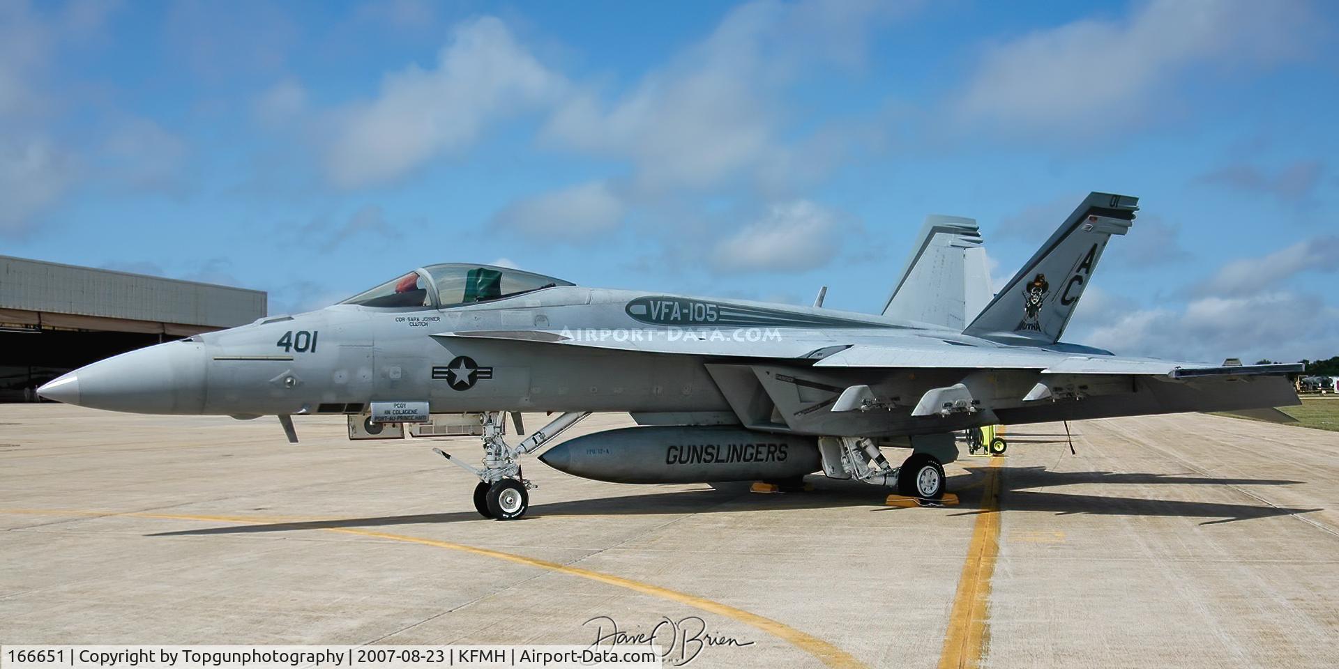 166651, Boeing F/A-18E Super Hornet C/N E114, XO Bird for VFA-105