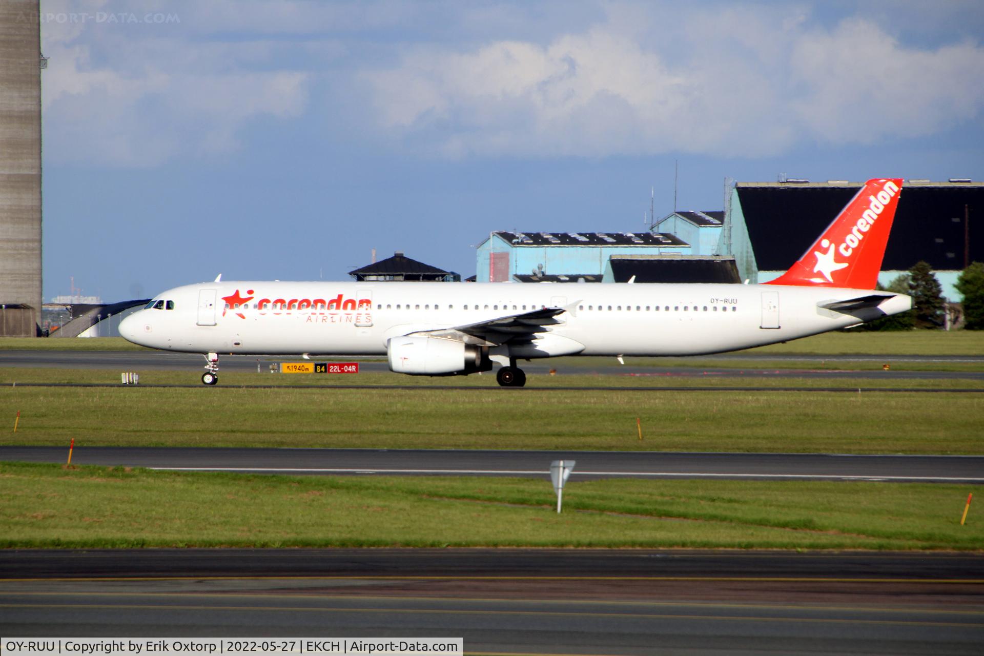 OY-RUU, 1998 Airbus A321-231 C/N 878, OY-RUU landed rw 22L