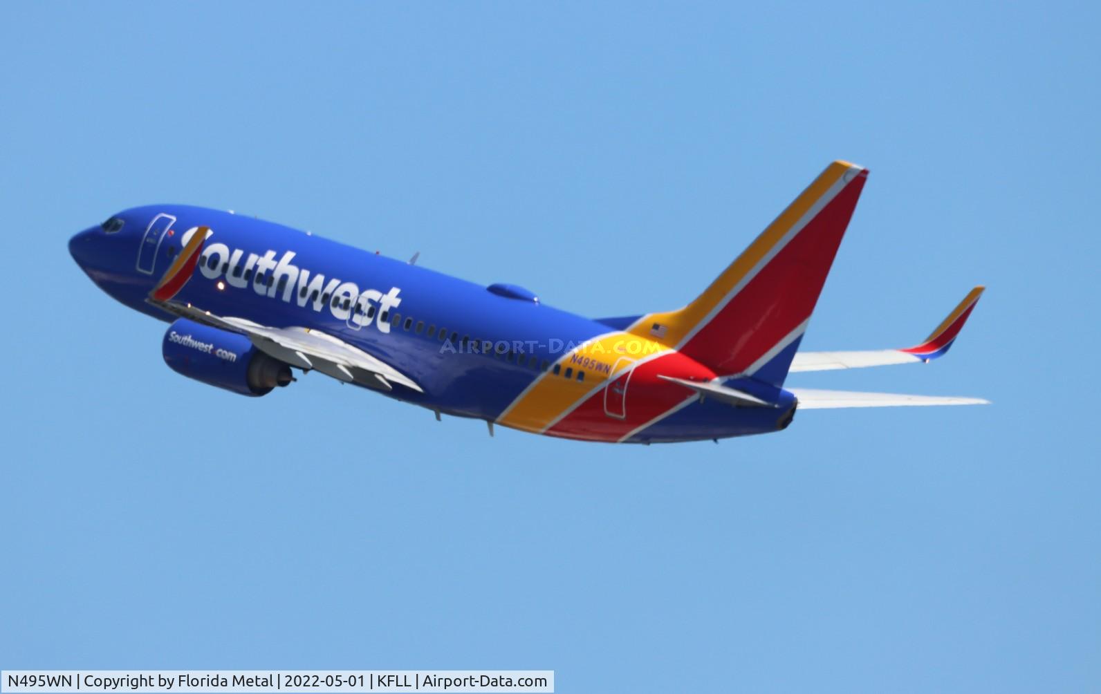 N495WN, 2004 Boeing 737-7H4 C/N 33869, FLL 2022