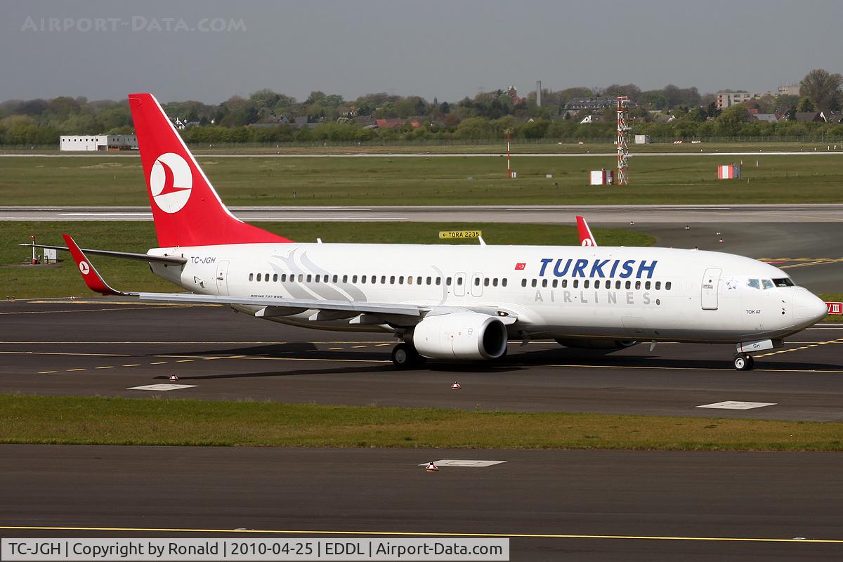 TC-JGH, 2006 Boeing 737-8F2 C/N 34406, at dus