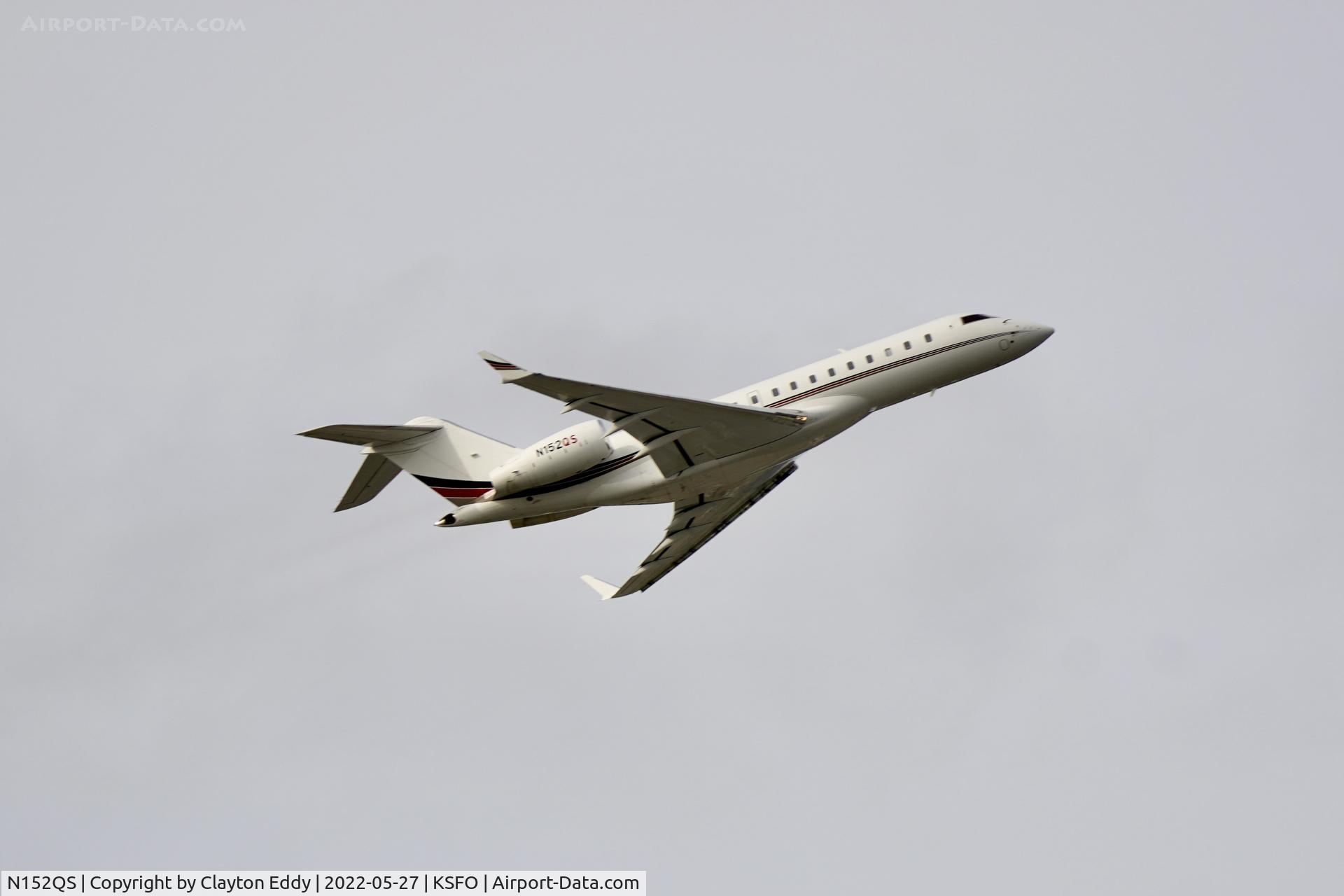 N152QS, 2016 Bombardier BD-700-1A10 Global 6000 C/N 9773, Departing SFO 2022.
