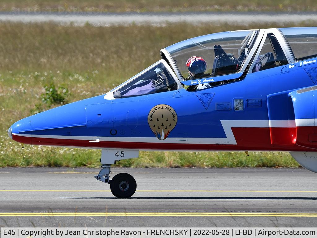 E45, Dassault-Dornier Alpha Jet E C/N E45, Patrouille de France, Captain Youness Amara - Athos 3