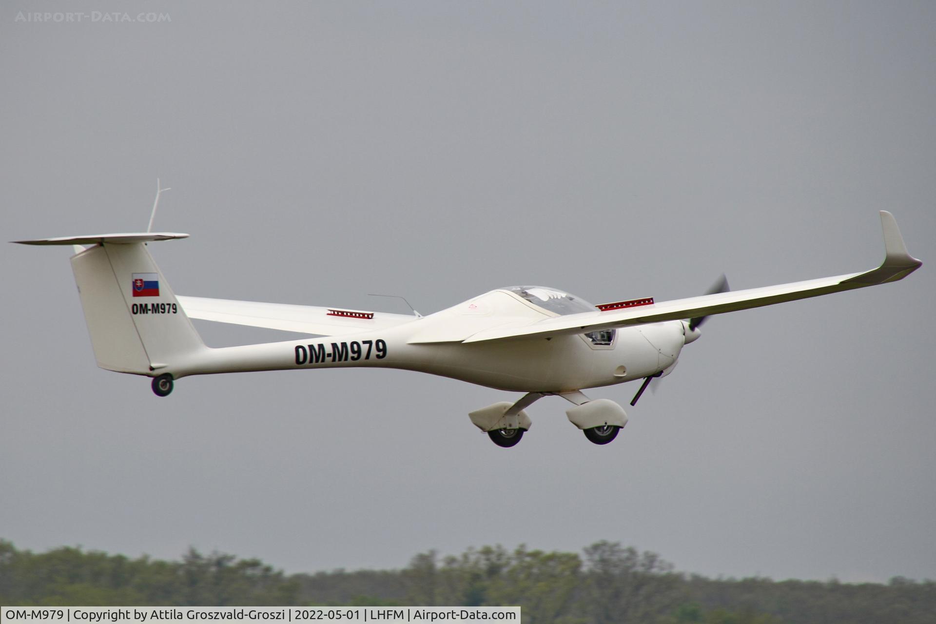 OM-M979, Urban Air UFM-13 Lambada, LHFM - Fertöszentmiklós, Meidl Airport, Hungary. SKYVIEW West Hungarian Airshow 2022