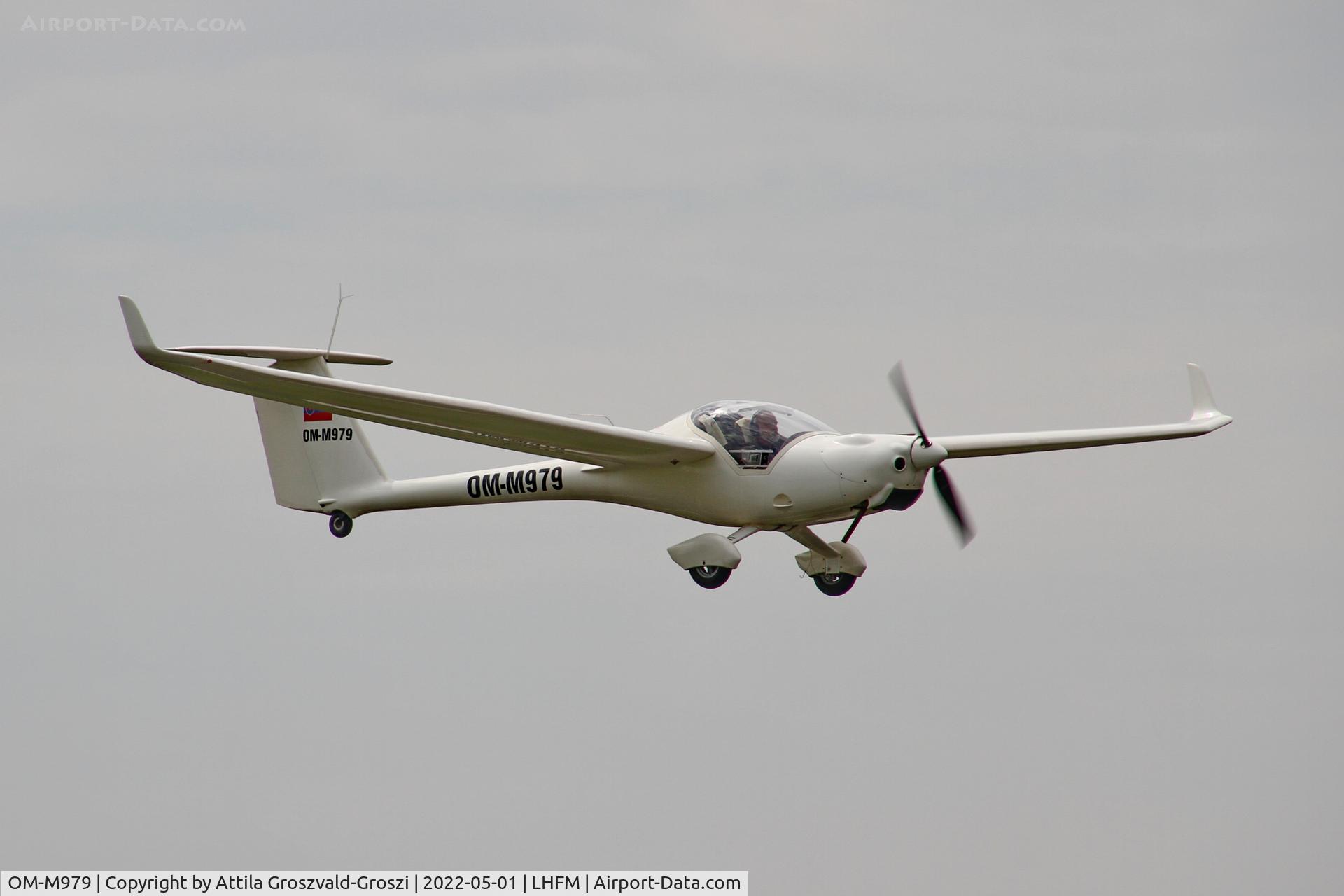 OM-M979, Urban Air UFM-13 Lambada, LHFM - Fertöszentmiklós, Meidl Airport, Hungary. SKYVIEW West Hungarian Airshow 2022