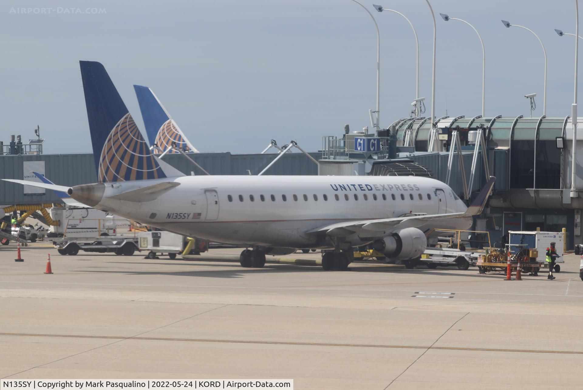 N135SY, 2015 Embraer 175LR (ERJ-170-200LR) C/N 17000460, ERJ-170-200LR