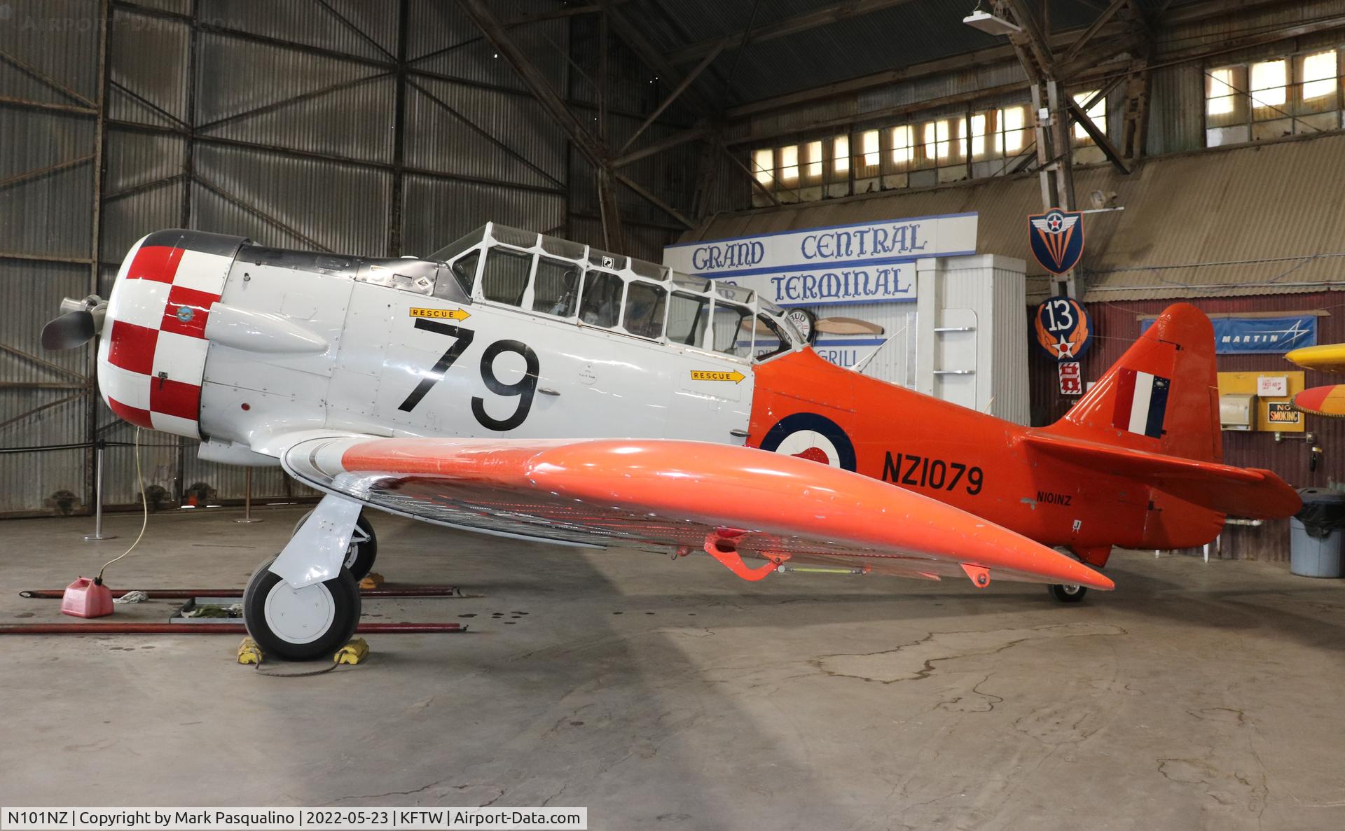 N101NZ, 1944 North American AT-6D Texan C/N 88-15611, North American AT-6D