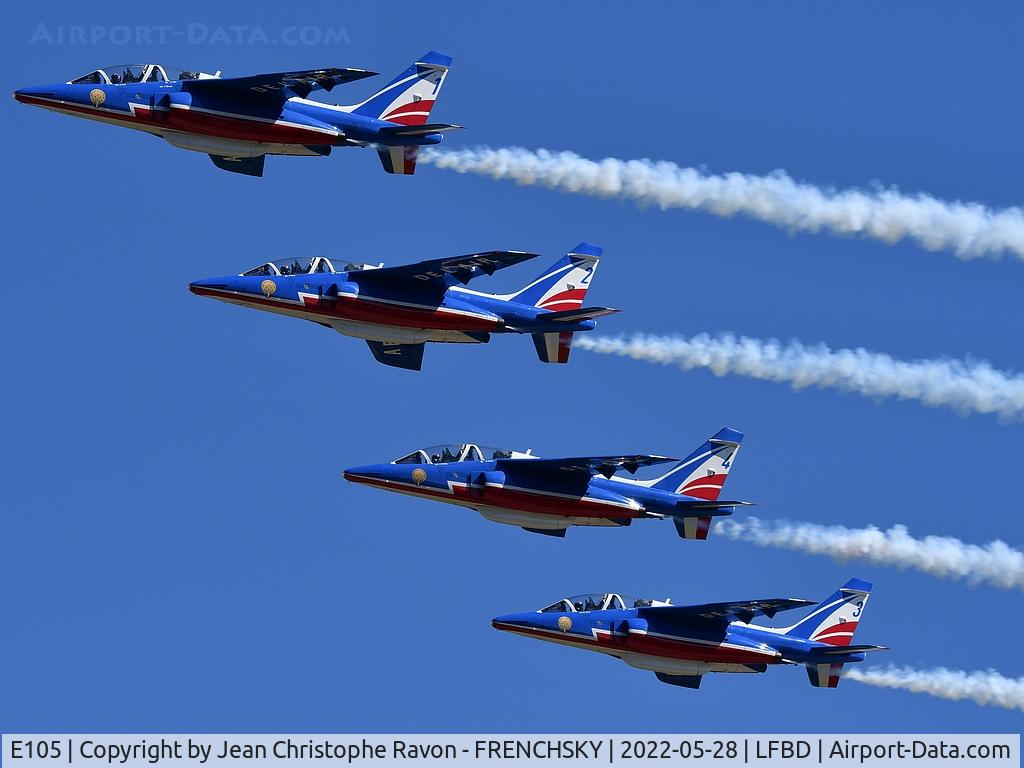 E105, Dassault-Dornier Alpha Jet E C/N E105, Patrouille de France, Athos 1, 2, 3 et 4