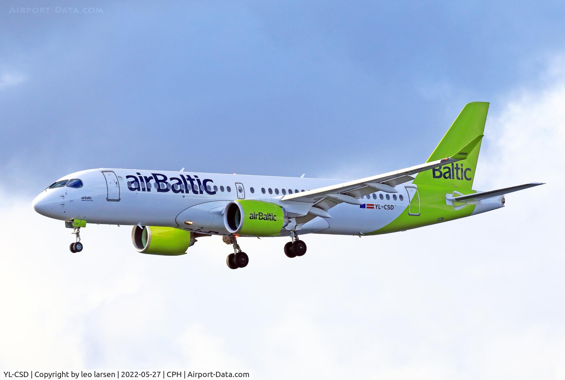 YL-CSD, 2017 Bombardier CSeries CS300 (BD-500-1A11) C/N 55006, Copenhagen 27.5.2022