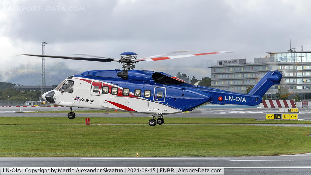 LN-OIA, 2012 Sikorsky S-92A C/N 920174, Takeoff from rwy. 35.