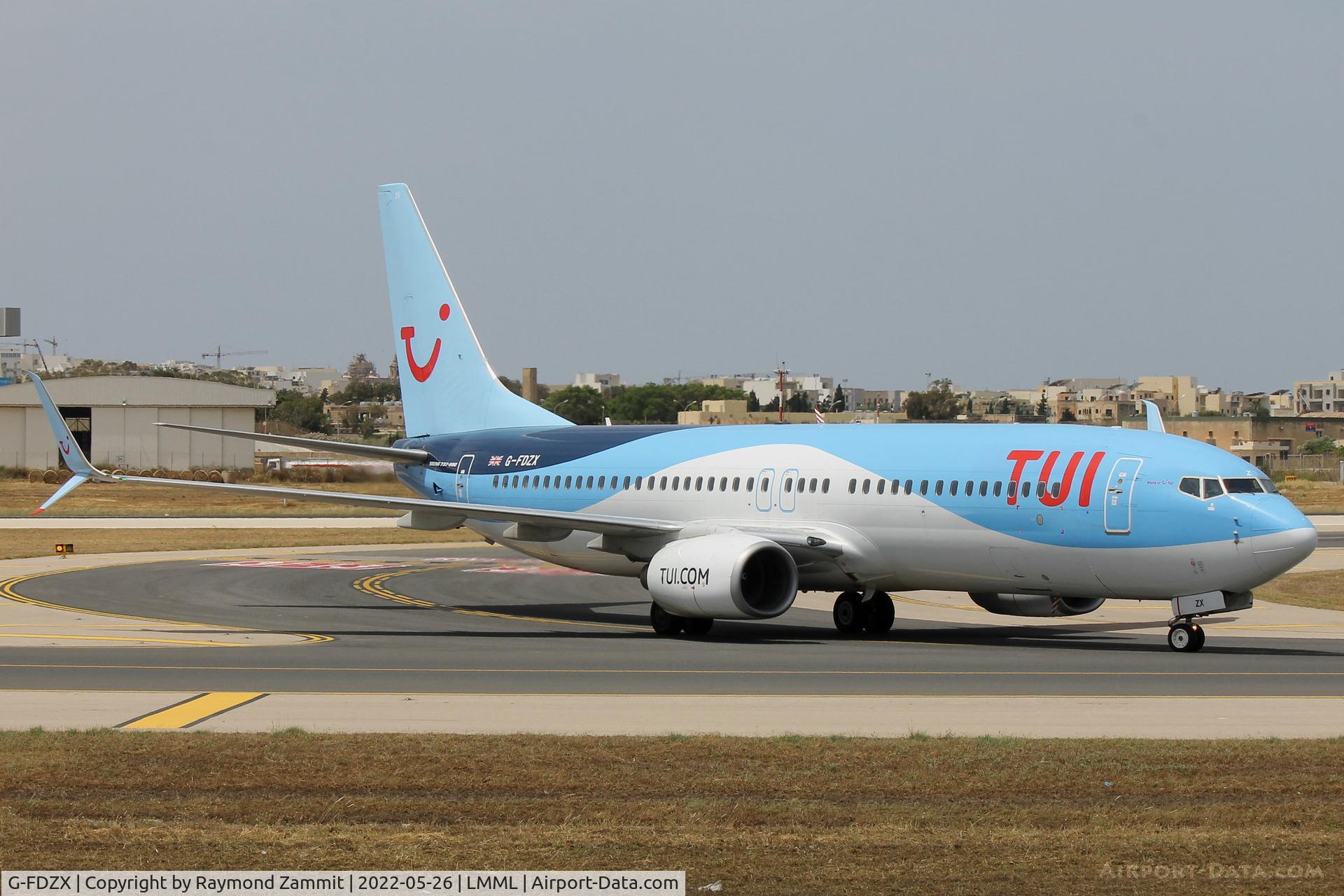 G-FDZX, 2011 Boeing 737-8K5 C/N 37258, B737-800 G-FDZX TUI Airways