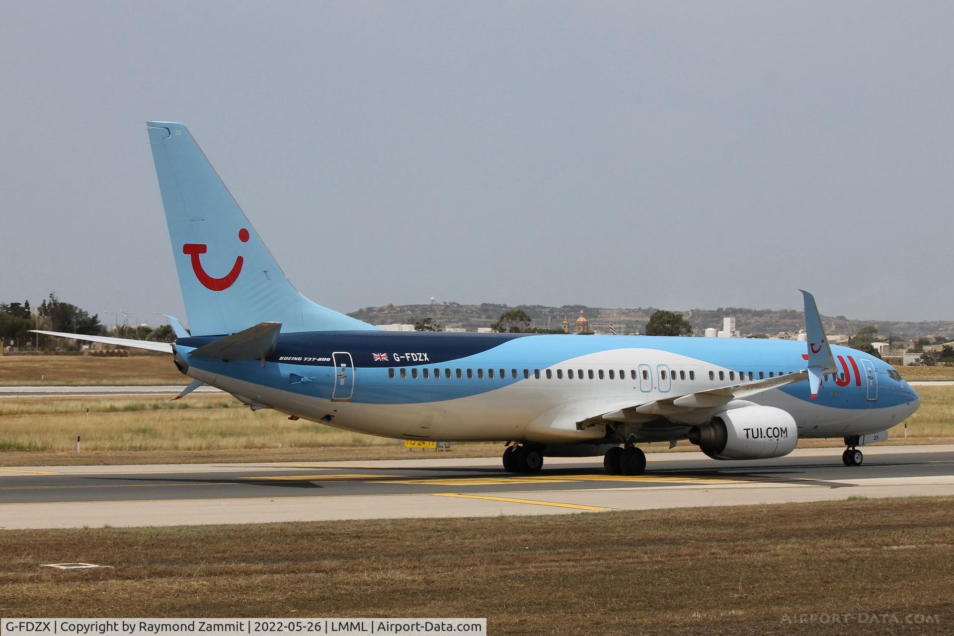 G-FDZX, 2011 Boeing 737-8K5 C/N 37258, B737-800 G-FDZX TUI Airways