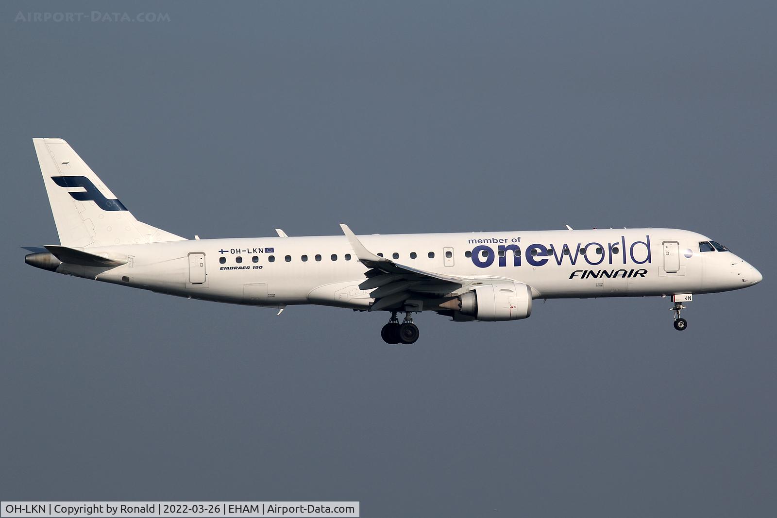 OH-LKN, 2009 Embraer 190LR (ERJ-190-100LR) C/N 19000252, at spl