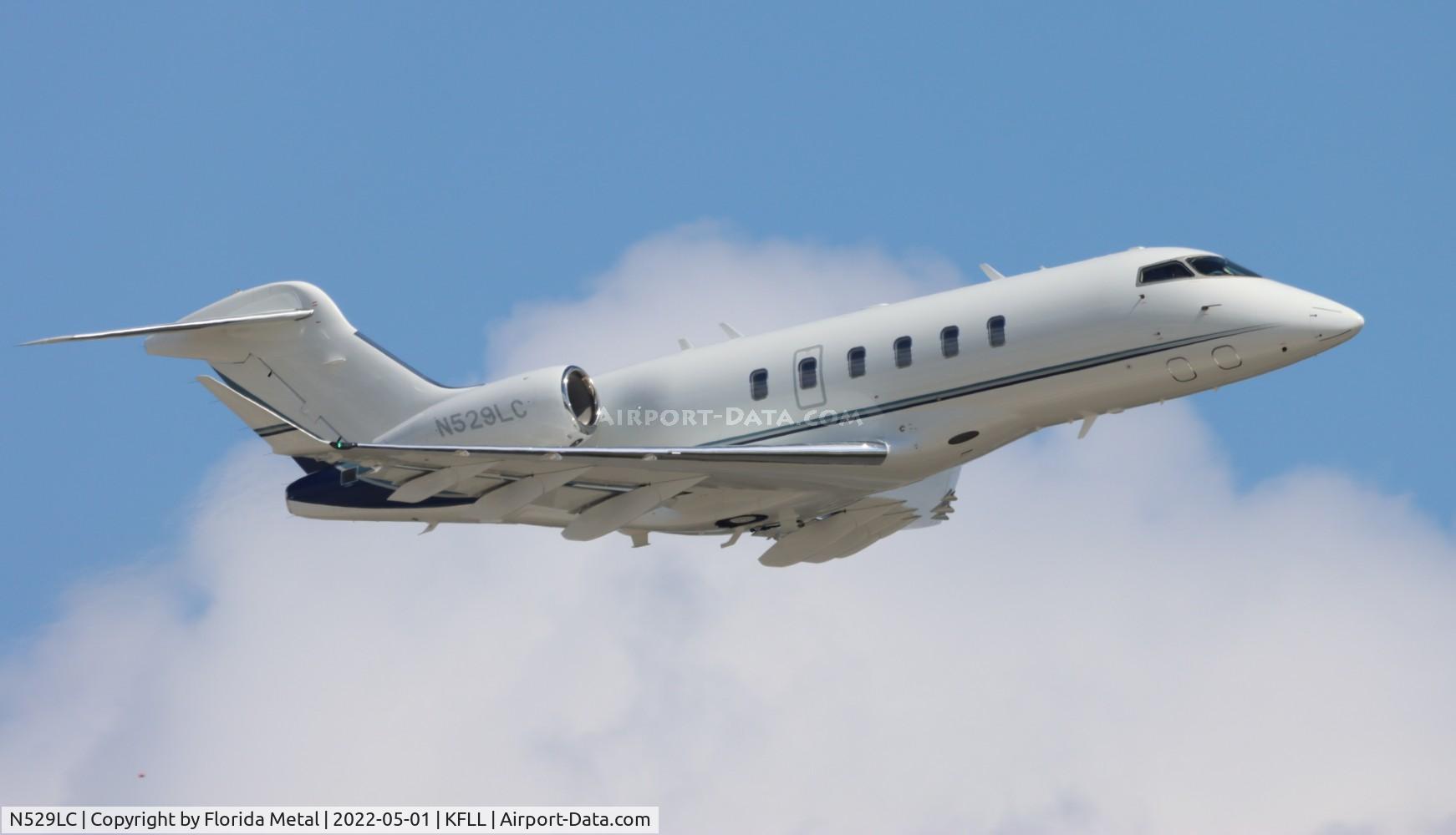 N529LC, 2020 Bombardier BD-100-1A10 (Challenger 350) C/N 20844, FLL 2022