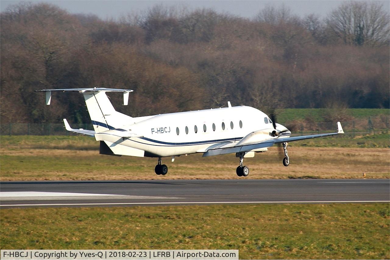 F-HBCJ, 1998 Beech 1900D C/N UE-338, Beech 1900D, Landing rwy 07R, Brest-Bretagne airport (LFRB-BES)