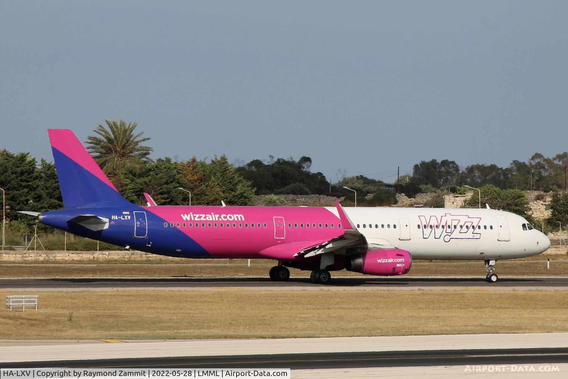 HA-LXV, 2017 Airbus A321-200 C/N 7826, A321 HA-LXV Wizzair