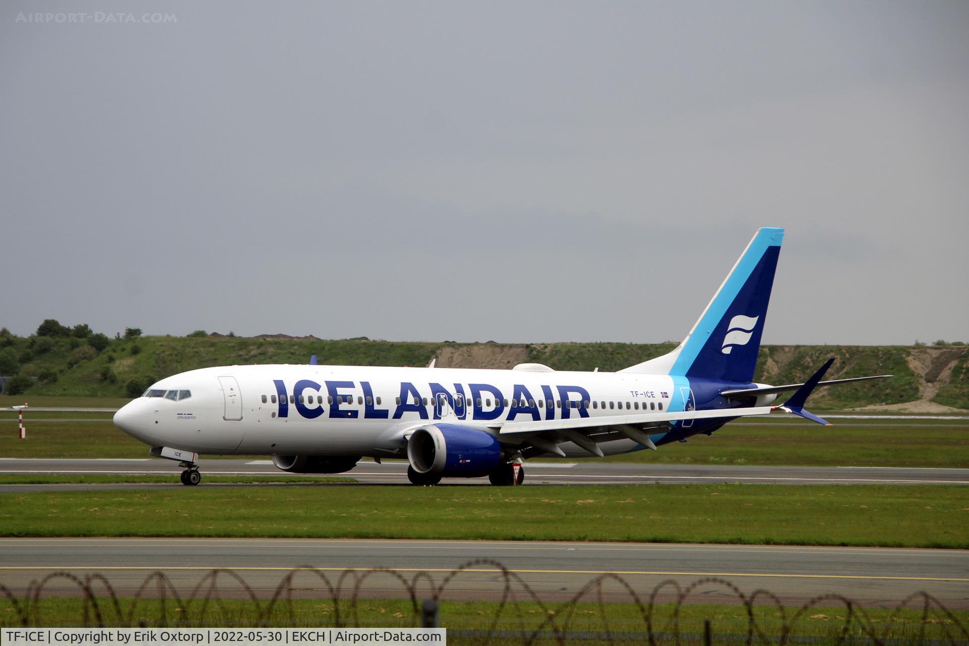 TF-ICE, 2018 Boeing 737-8 MAX C/N 44353, TF-ICE landed rw 04L
