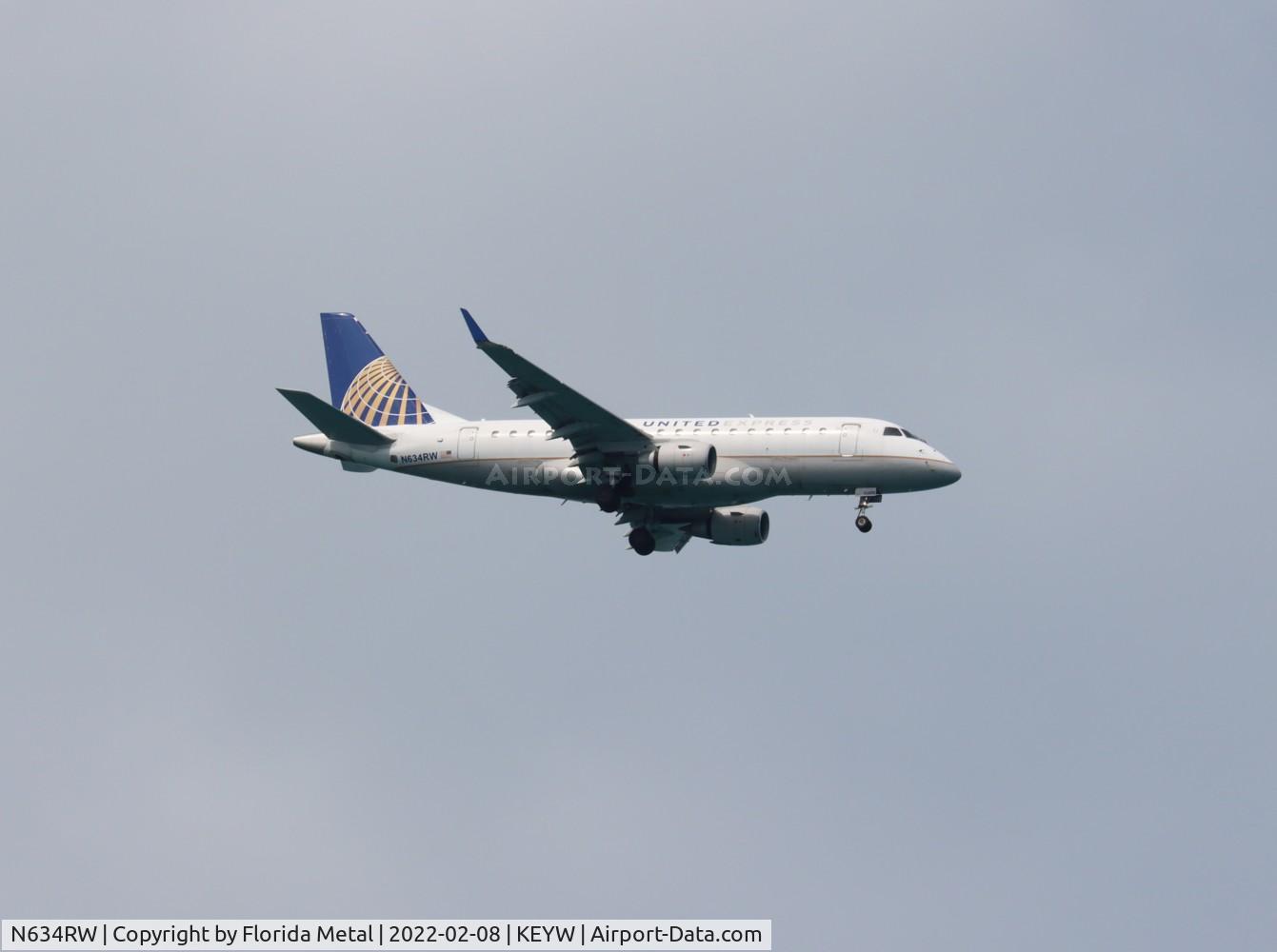 N634RW, 2004 Embraer 170SE (ERJ-170-100SE) C/N 17000055, EYW OFA 2022 (taken from a sail boat)