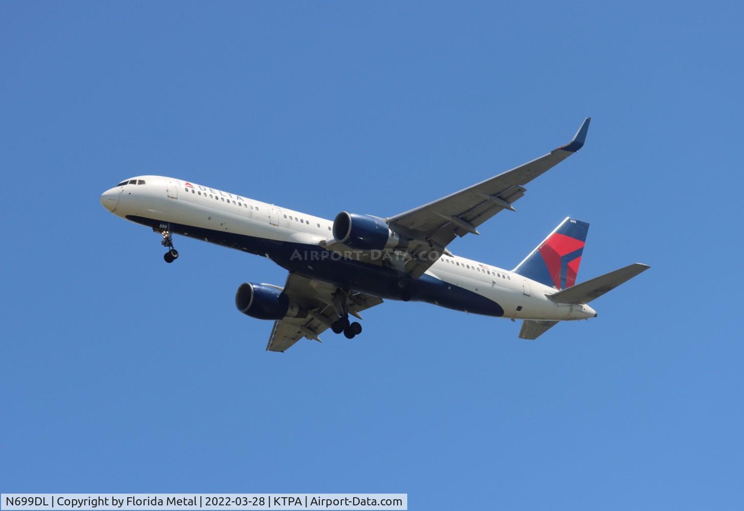 N699DL, 1999 Boeing 757-232 C/N 29970, TPA 2022
