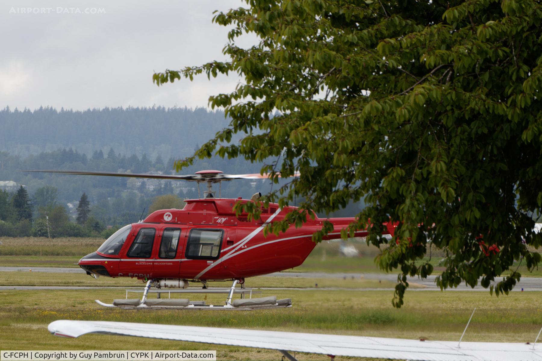 C-FCPH, 2006 Bell 407 C/N 53699, Landing