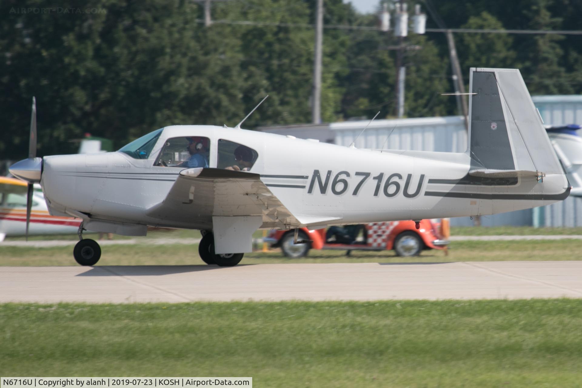 N6716U, 1963 Mooney M20C Ranger C/N 2448, Departing AirVenture 2019