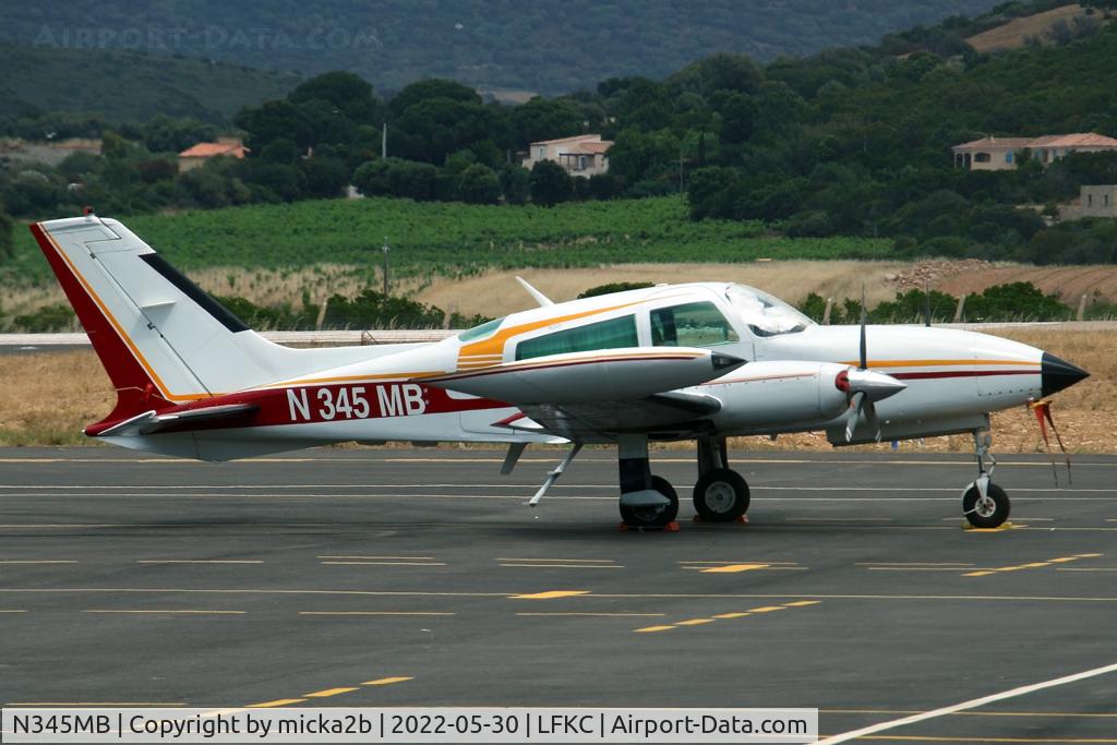 N345MB, Cessna 310R C/N 310R1250, Parked