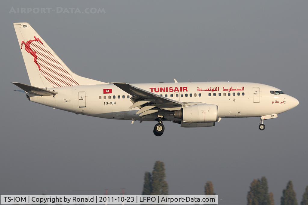 TS-IOM, 1999 Boeing 737-6H3 C/N 29498, at orly