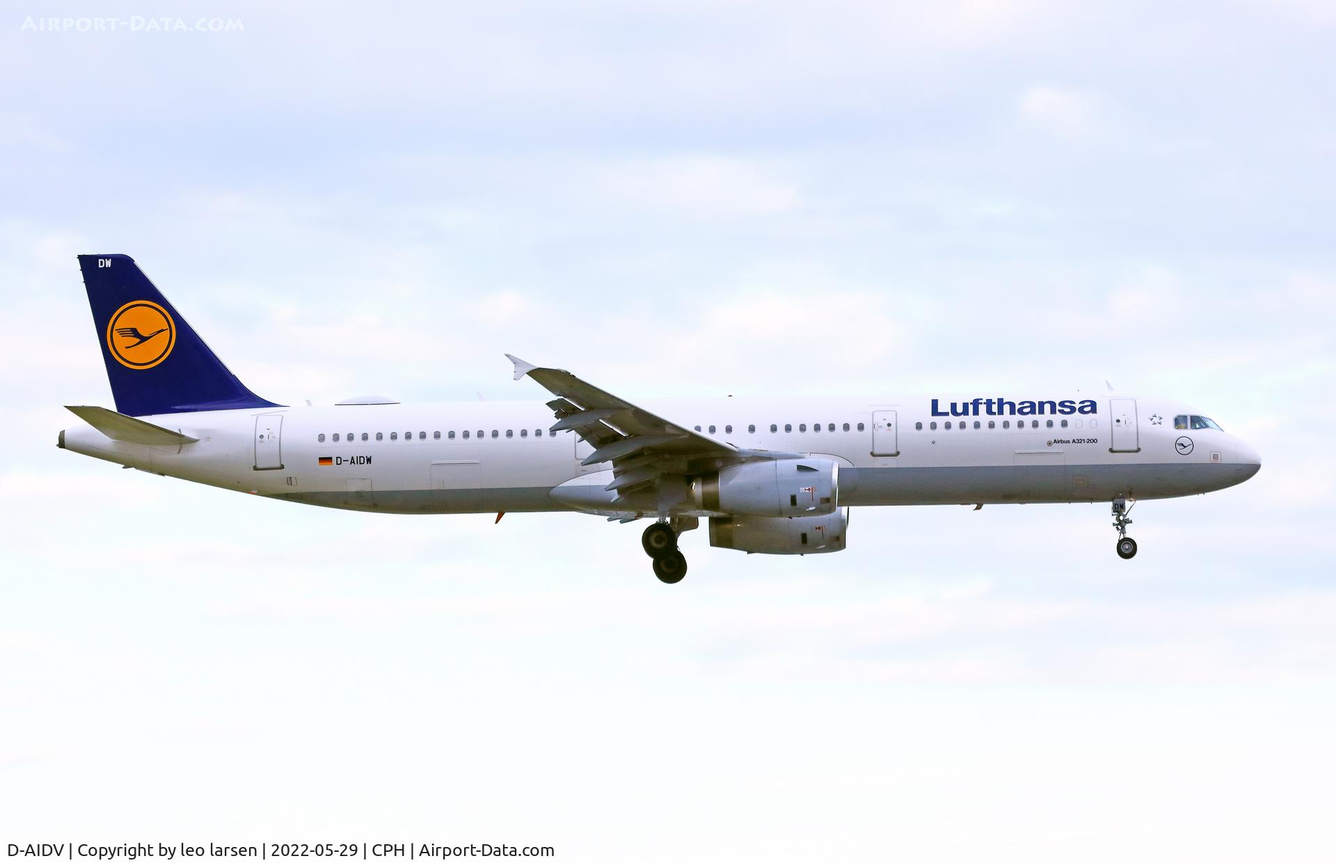 D-AIDV, 2012 Airbus A321-231 C/N 5413, Copenhagen 29.5.2022